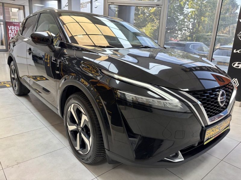 nissan-qashqai-tekna-2022-09-virtual-navi-led-camera-pano-163-000-km