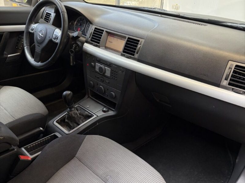 opel-vectra-break-2004-12-gps-navi-clima-auto-xenon-357-000-km