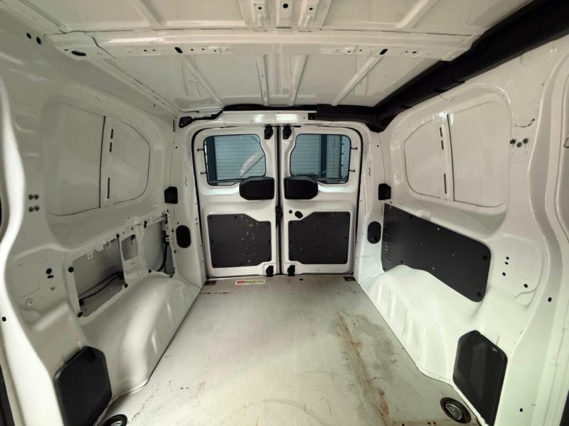 opel-vivaro-2022-08-clima-ac-navi-led-80-000-km
