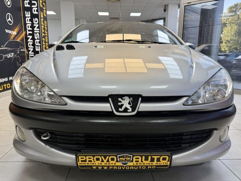 peugeot-206-cc-2001-12-clima-auto-radio-cd-usb