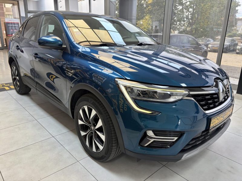 renault-arkana-2022-04-navi-led-camera