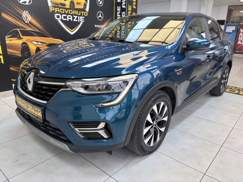 renault-arkana-2022-04-navi-led-camera