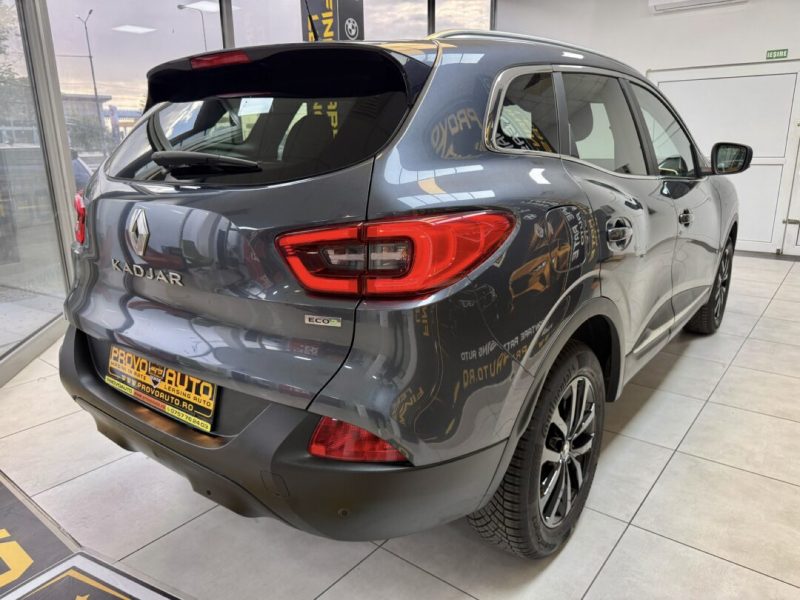 renault-kadjar-2015-07-digital-gps-navi-led