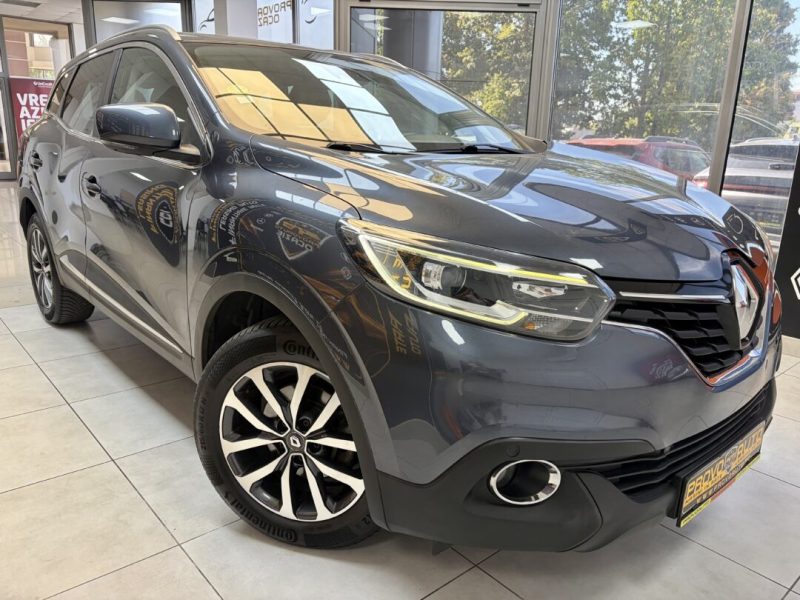 renault-kadjar-2016-03-virtual-navi-led-221-000-km