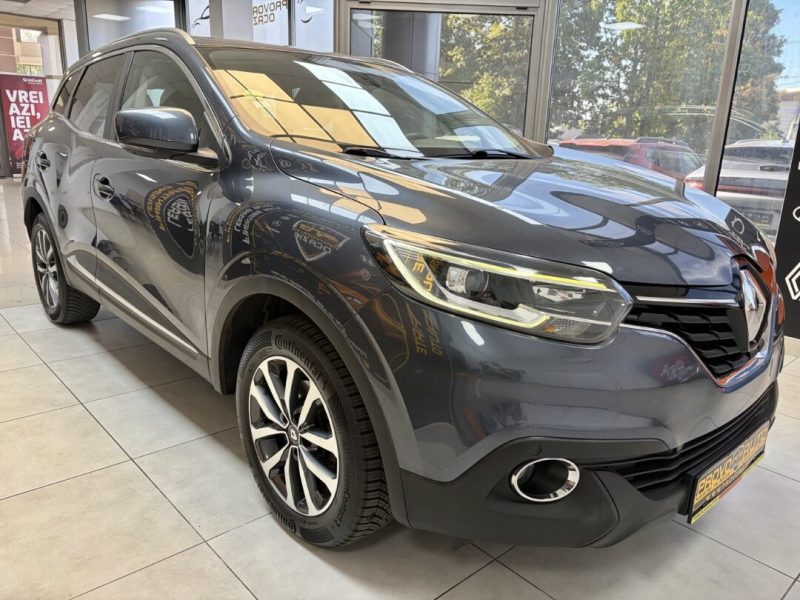 renault-kadjar-2016-03-virtual-navi-led-221-000-km
