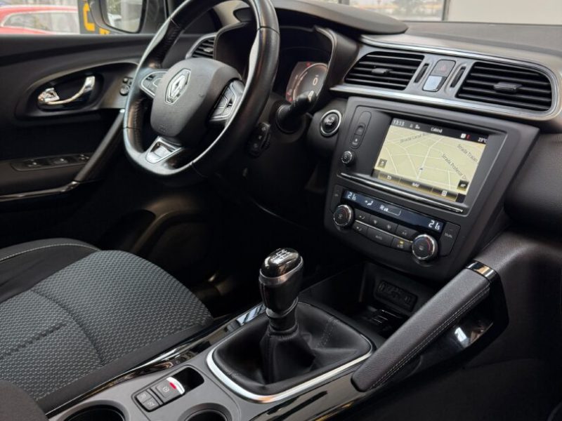 renault-kadjar-2018-03-digital-gps-navi-led