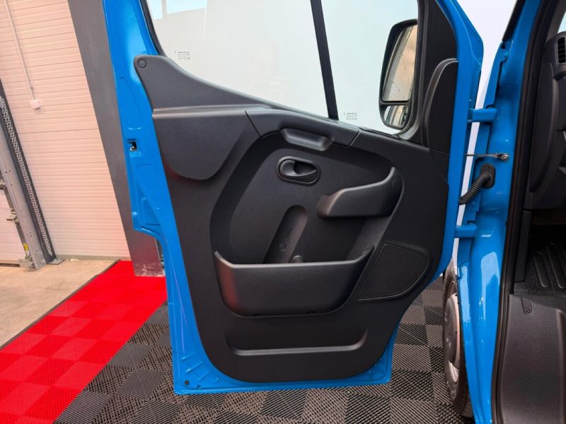 renault-master-l3h2-2021-02-clima-ac-radio-cd-bluetooth-33-752-km