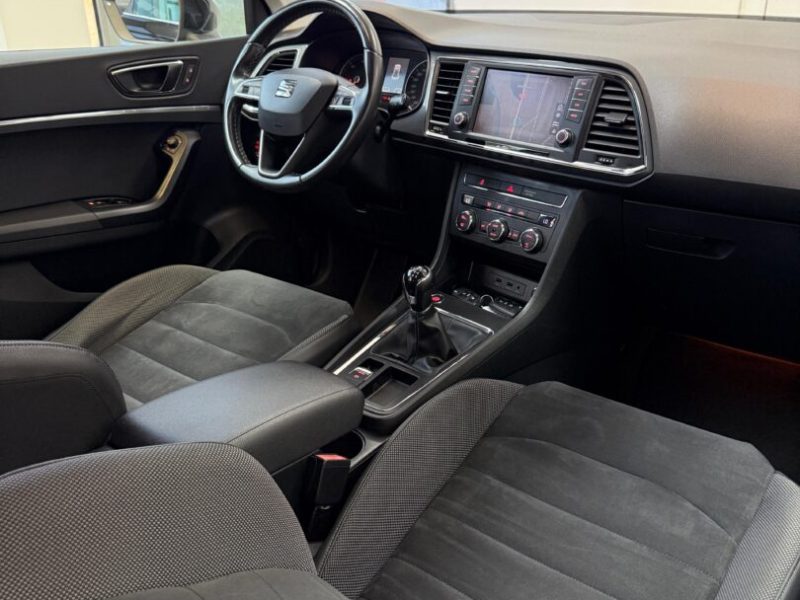 seat-ateca-cross-premium-2017-12-navi-led-camera-182-000-km