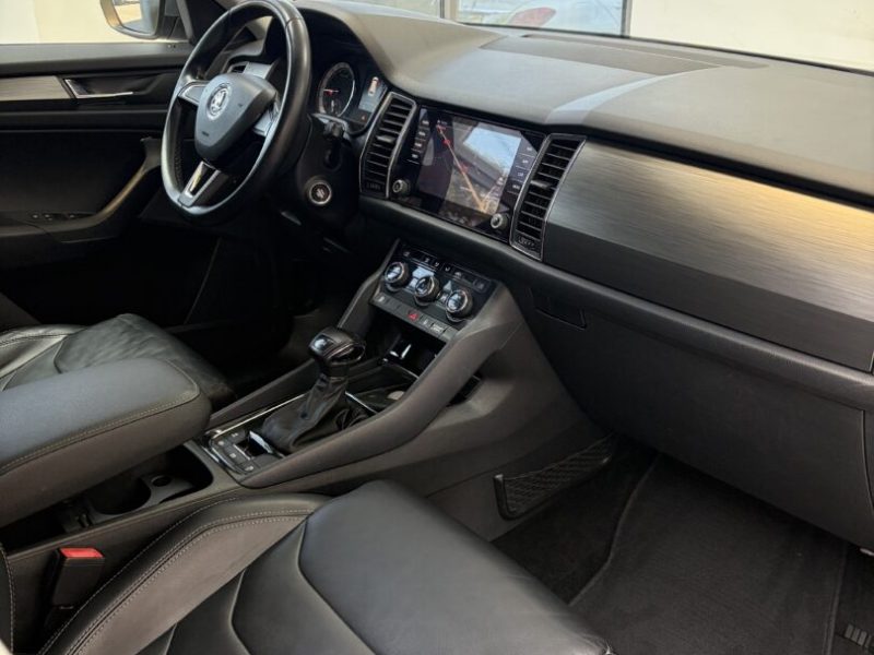 skoda-kodiaq-premium-2018-03-navi-led-7-locuri-275-000-km