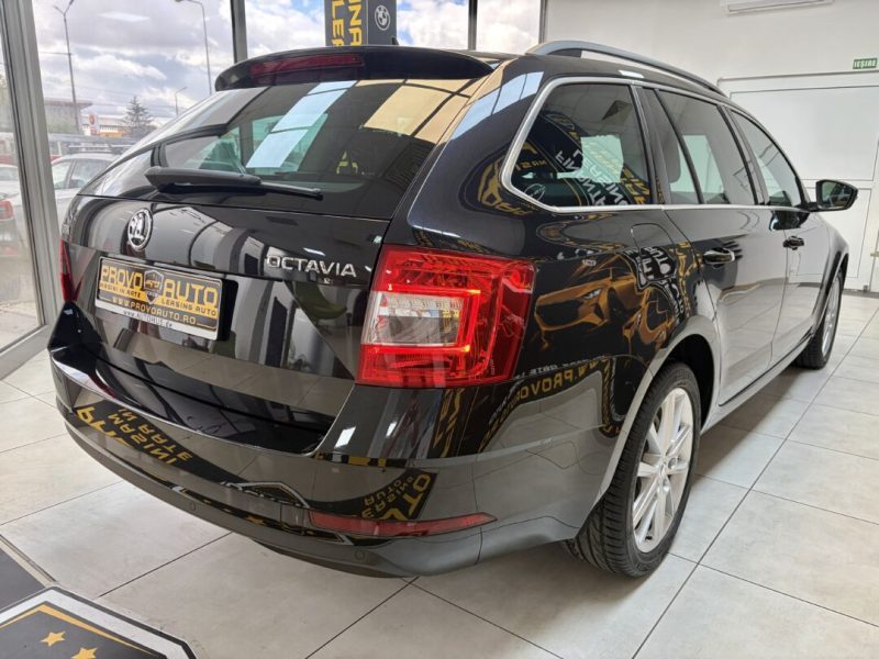 skoda-octavia-break-2018-10-gps-navi-led-camera