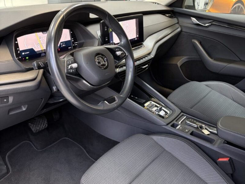 skoda-octavia-iv-break-2-0d-2021-12-virtual-navi-cristal-led-212-000-km
