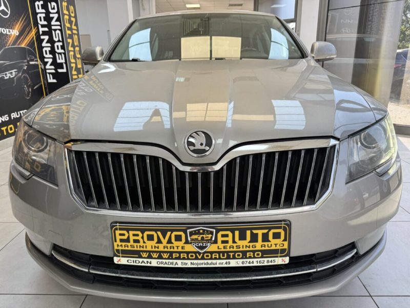 skoda-superb-sedan-2014-04-gps-navi-led-xenon