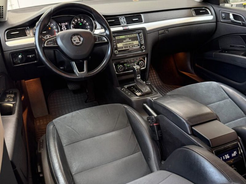 skoda-superb-sedan-2014-04-gps-navi-led-xenon