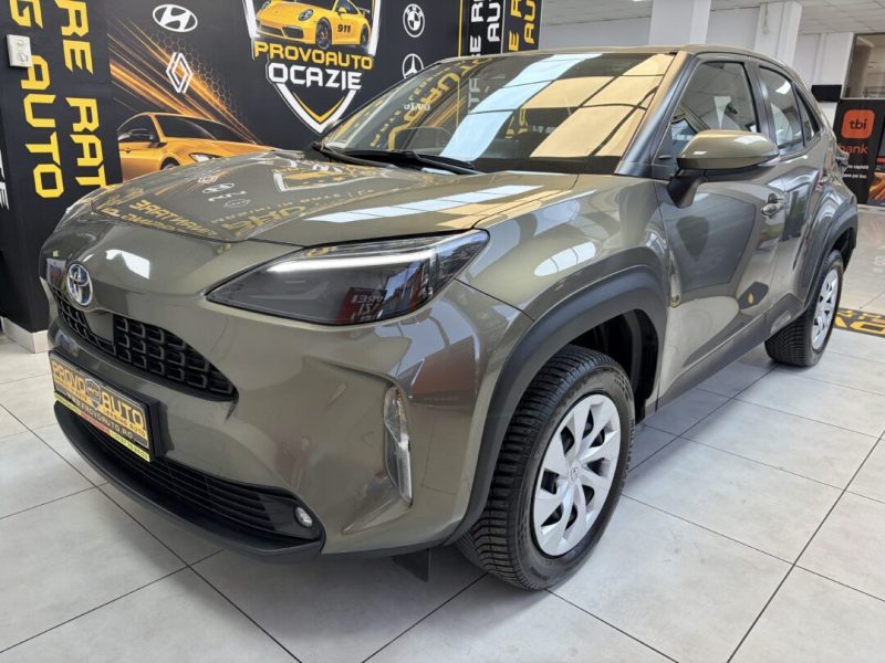 toyota-yaris-cross-hybrid-2023-11-digital-navi-led-camera-73-000-km