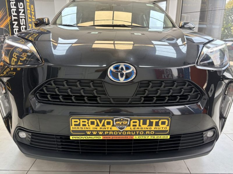 toyota-yaris-cross-hybrid-2023-12-digital-navi-led-camera-105-000-km