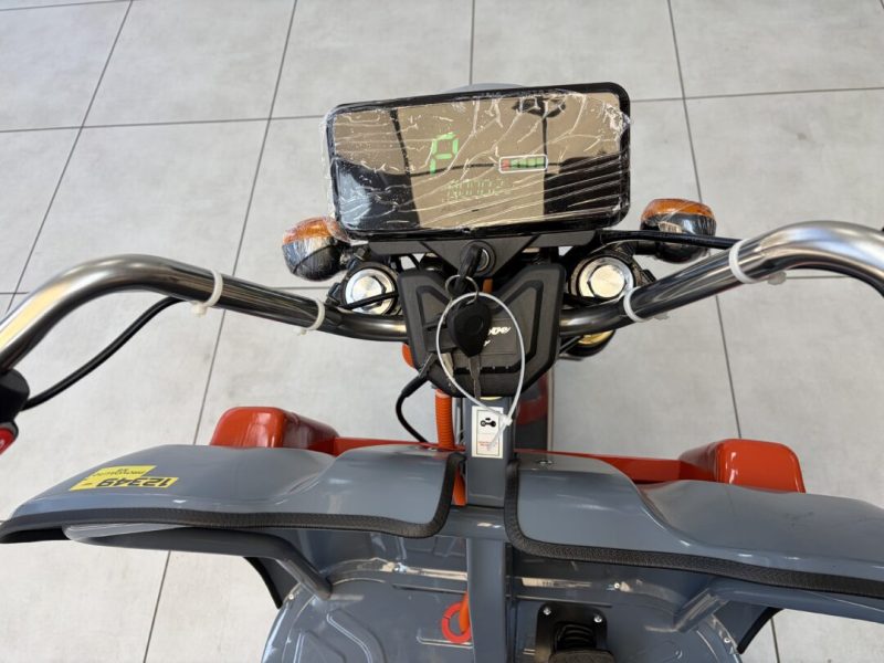triciclu-electric-cargo-500-nc-09-2026-07-ecran-display-bena-spate
