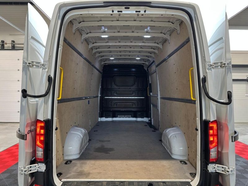 volkswagen-crafter-l4-h3-2019-12-tableta-navi-led-camera-105-000-km