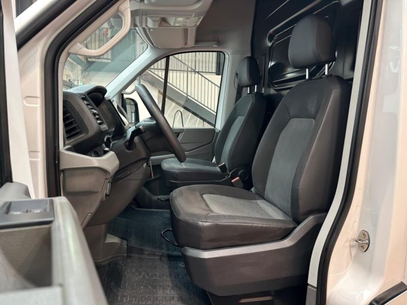 volkswagen-crafter-l4-h3-2019-12-tableta-navi-led-camera-105-000-km