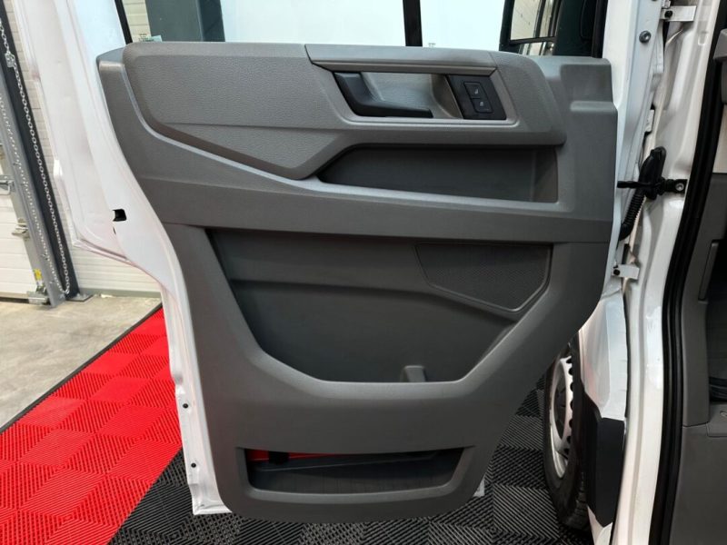 volkswagen-crafter-l4-h3-2019-12-tableta-navi-led-camera-105-000-km