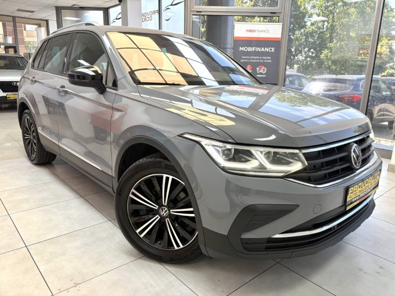 volkswagen-tiguan-2021-01-1-5b-150-virtual-3d-navi-led-camera-198-000km