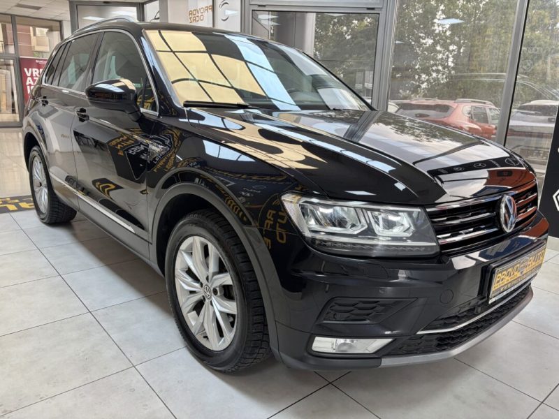 volkswagen-tiguan-4-motion-2017-04-virtual-navi-led-4x4-219-990-km
