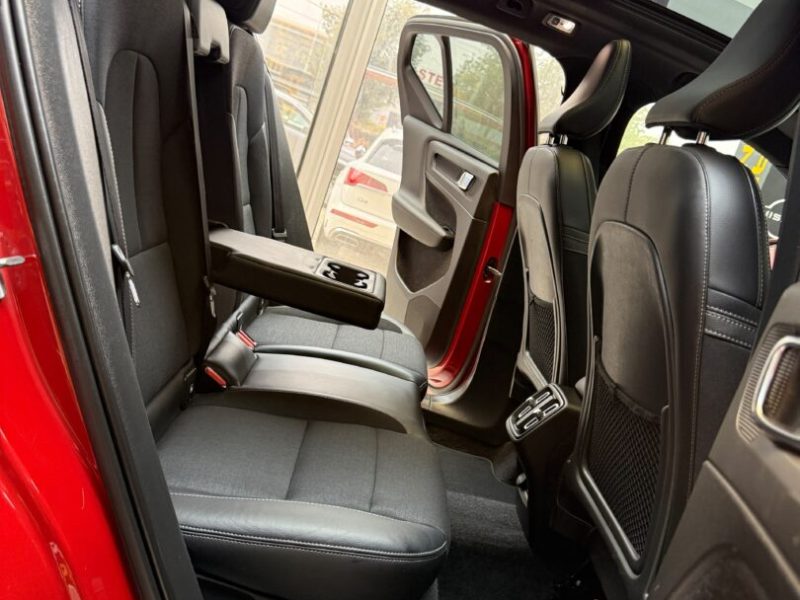 volvo-xc-40-inscription-2019-12-virtual-navi-led-camera-278-000-km