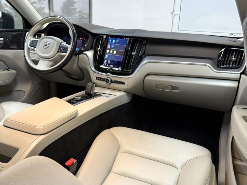 volvo-xc-60-t6-awd-hybrid-2021-10-virtual-navi-pano-camera