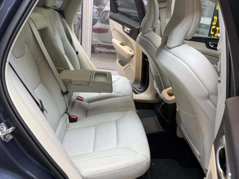 volvo-xc-60-t6-awd-hybrid-2021-10-virtual-navi-pano-camera